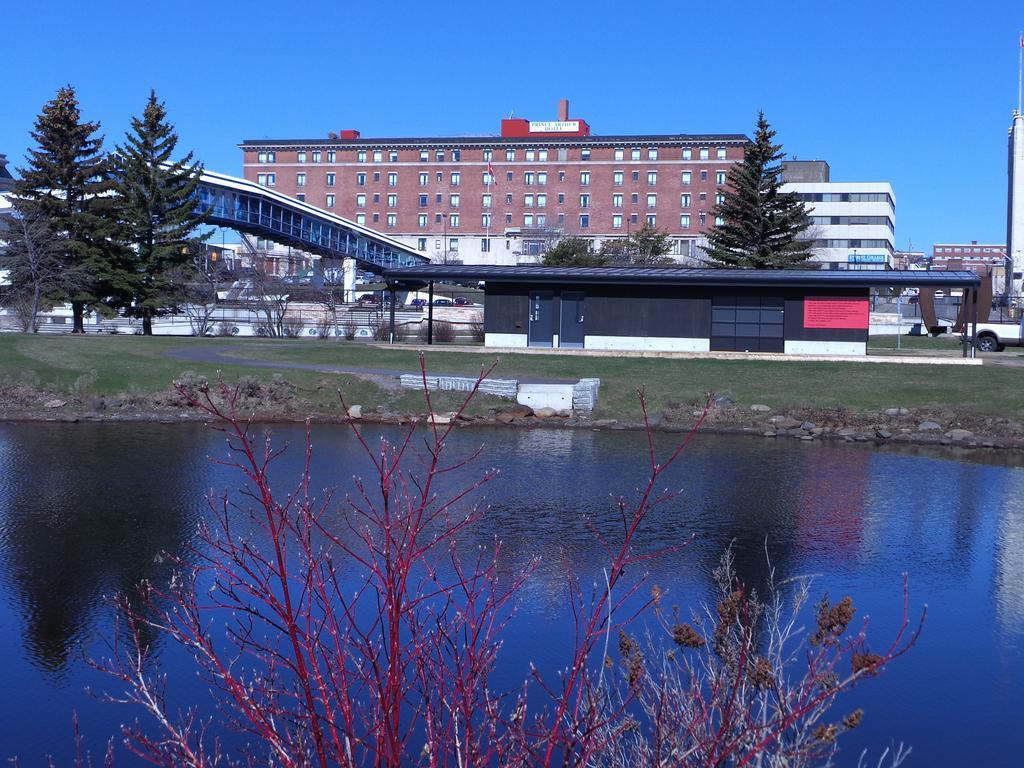 Prince Arthur Waterfront Hotel & Suites Thunder Bay Exterior foto